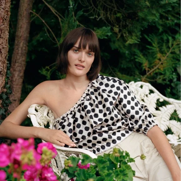 Mango Polka-dot Top - Picture 6 of 11